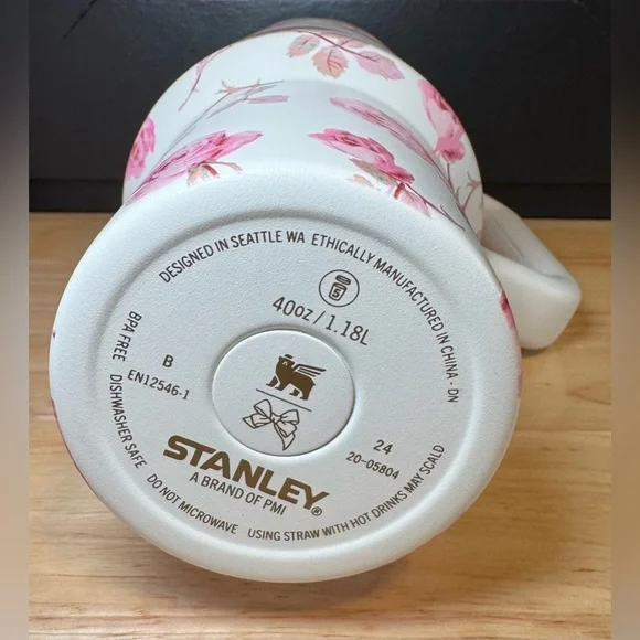 ✨🆕 Stanley x LoveShackFancy Ribbon Rosa Quencher 40 OZ Tumbler - Picture 8 of 15